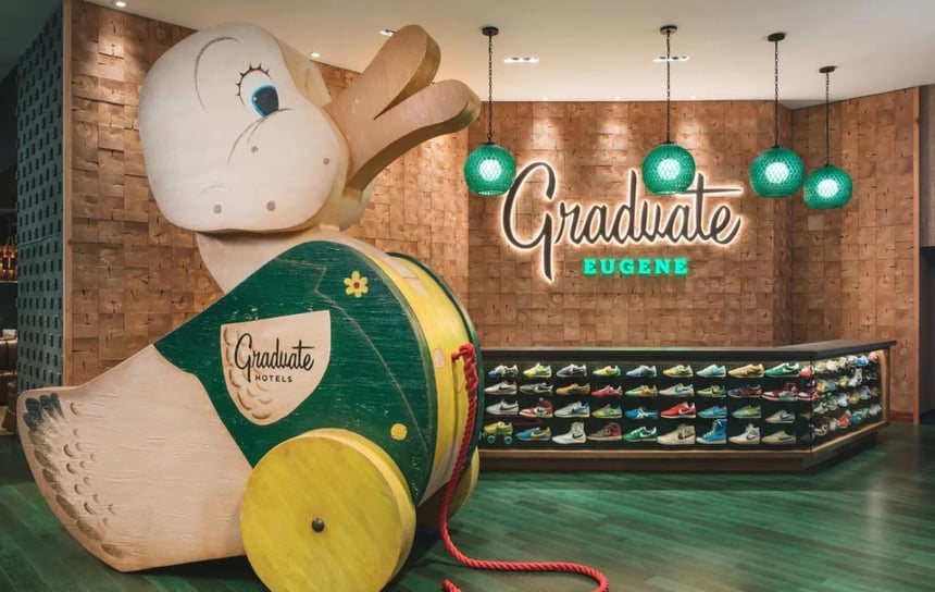 How Corporate Sculpture Improves Office Interior Design Layouts